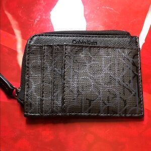 Calvin Klein Black Signature Zip Card Case